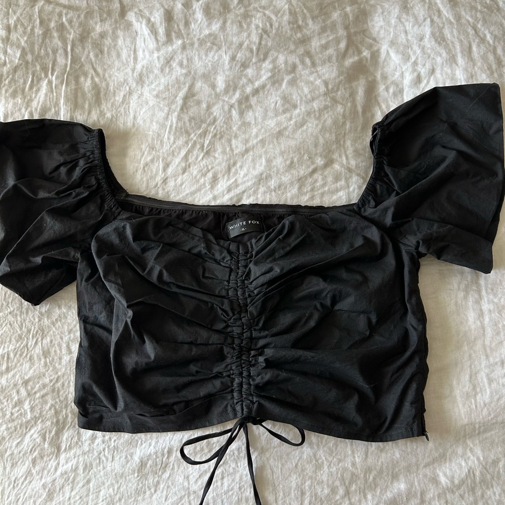 White Fox Boutique Black Puff Sleeve Ruched Crop Blouse